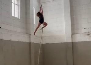 Vertikaltanz – Akrobatik in der Luft